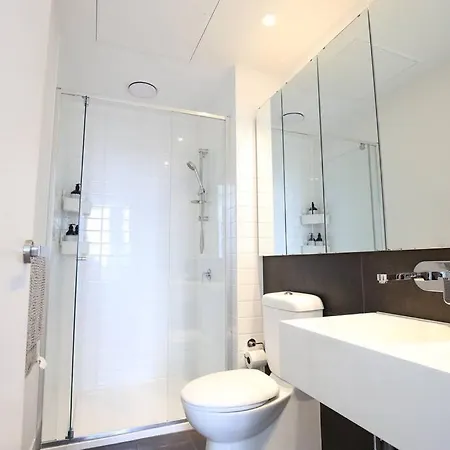 Great Location 2B2B Free Parking Apartment Melbourne Exterior photo
