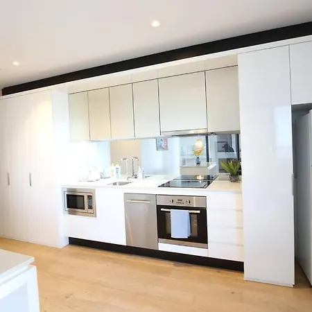 Great Location 2B2B Free Parking Apartment Melbourne Exterior photo